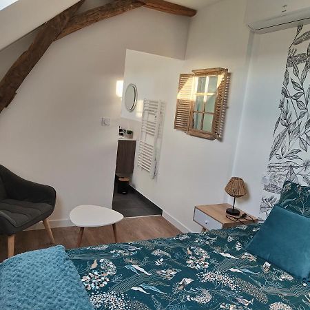 Gite Les Piraudieres Noyant-de-Touraine Bagian luar foto