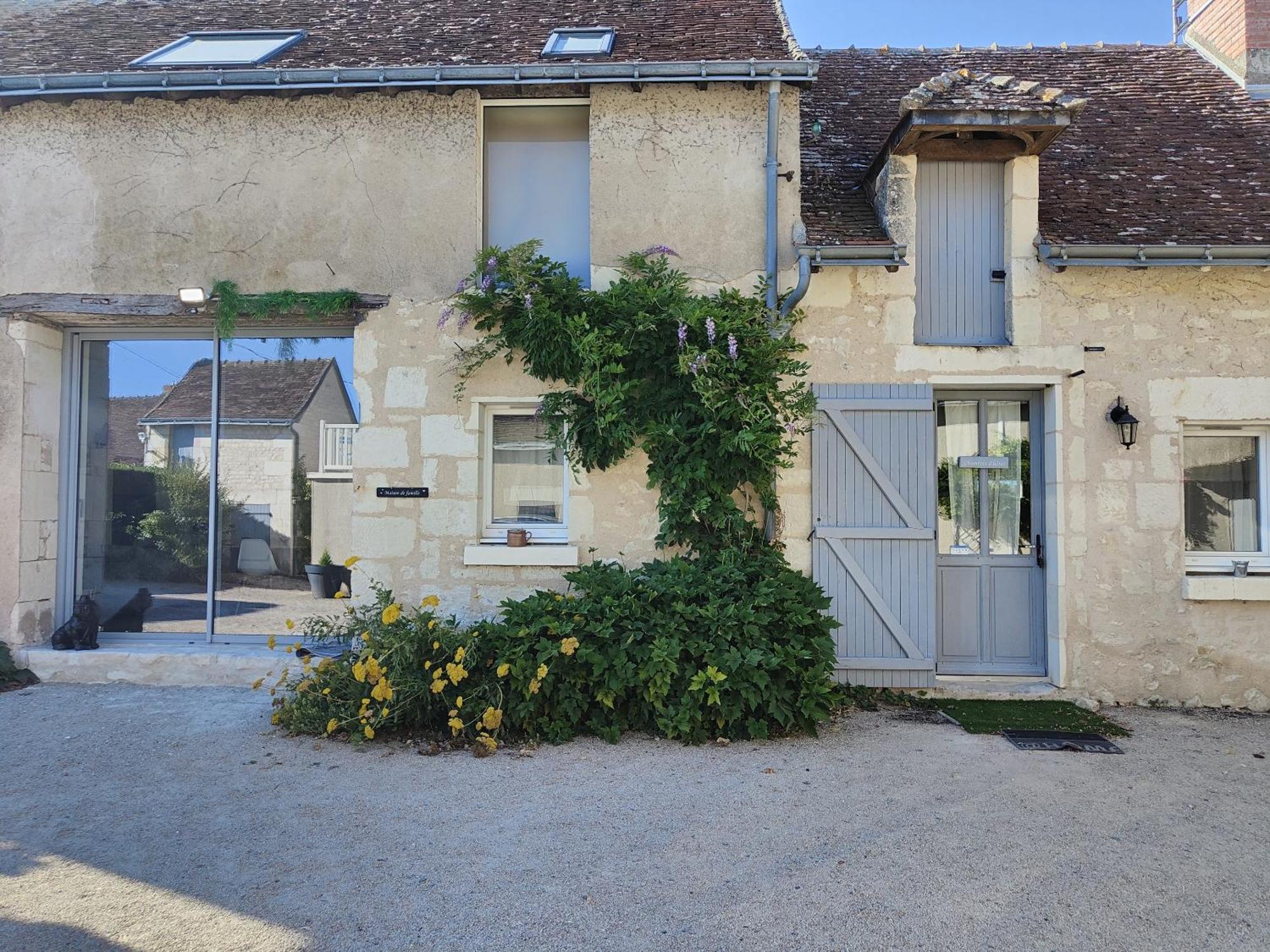 Gite Les Piraudieres Noyant-de-Touraine Bagian luar foto