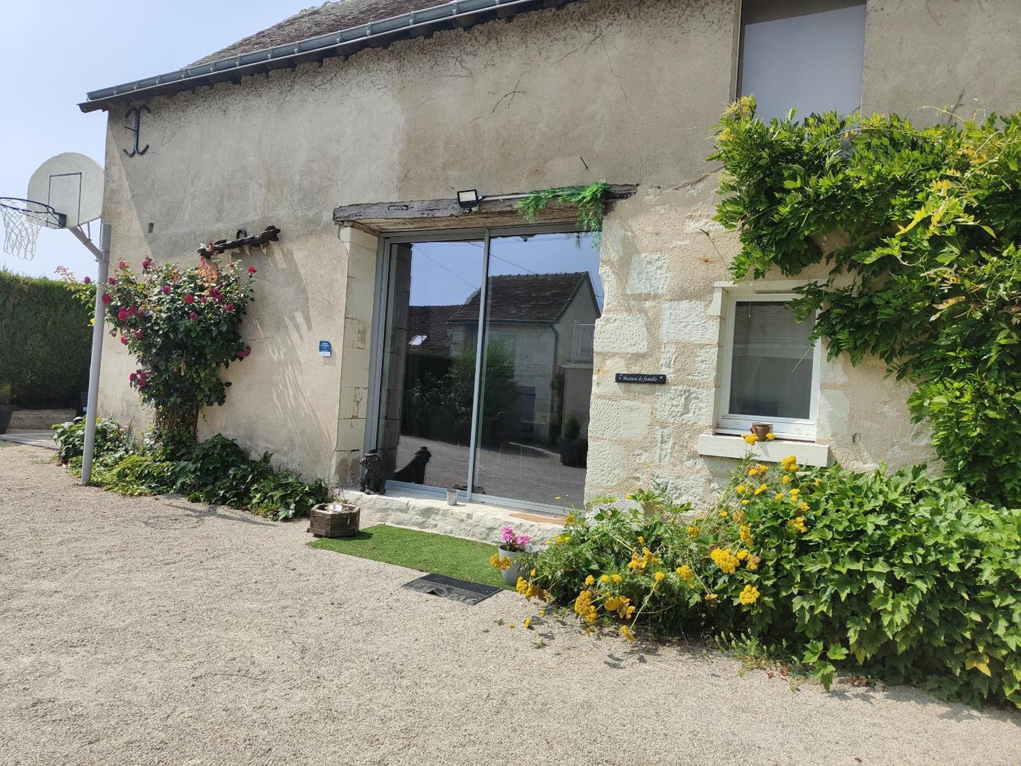 Gite Les Piraudieres Noyant-de-Touraine Ruang foto
