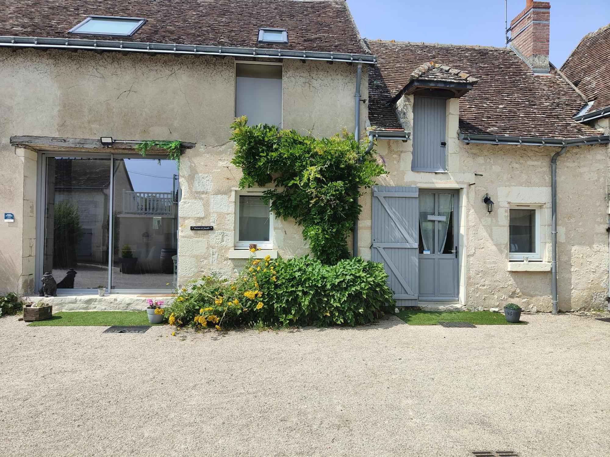 Gite Les Piraudieres Noyant-de-Touraine Ruang foto
