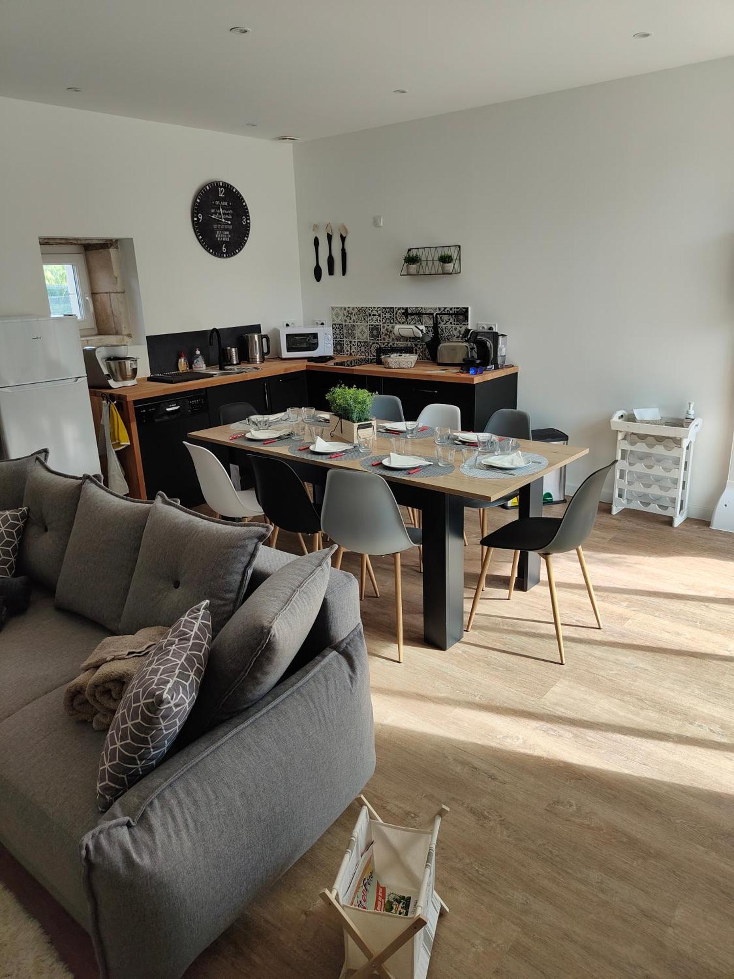 Gite Les Piraudieres Noyant-de-Touraine Ruang foto